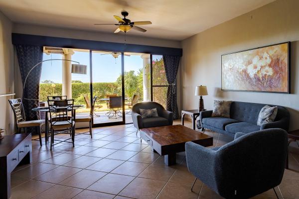 Precioso condominio en planta baja con jardín