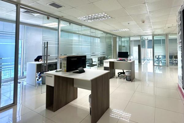 Alquiler de moderna oficina en oceania business plaza punta pacifica