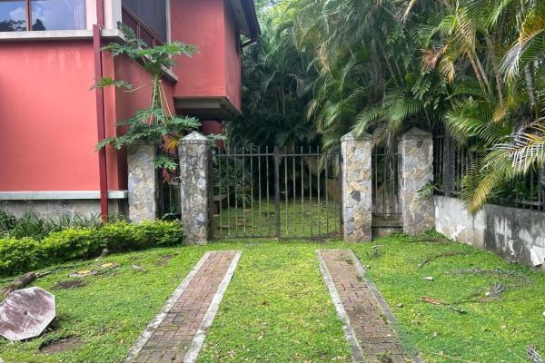 House for sale in ancon