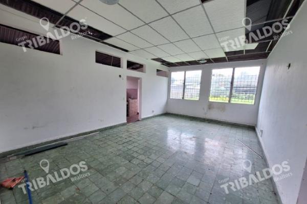 Venta de terreno con mejoras en rio abajo