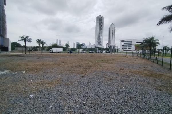 Sale of land in santa maria business district