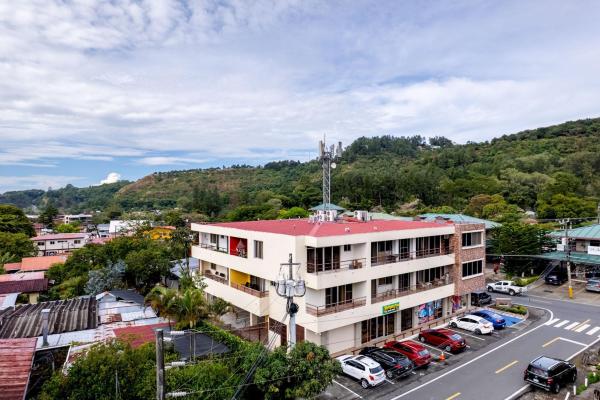 Apartamento en oquete de 1 dormitorio, a poca distancia de todo.
