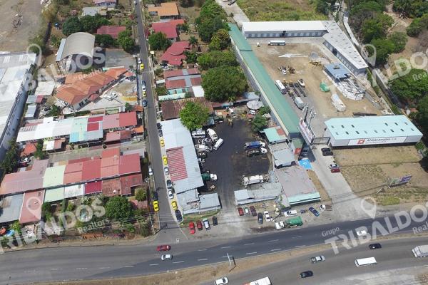 Venta de terreno en milla 8