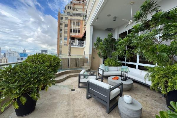 Portanova penthouse en venta
