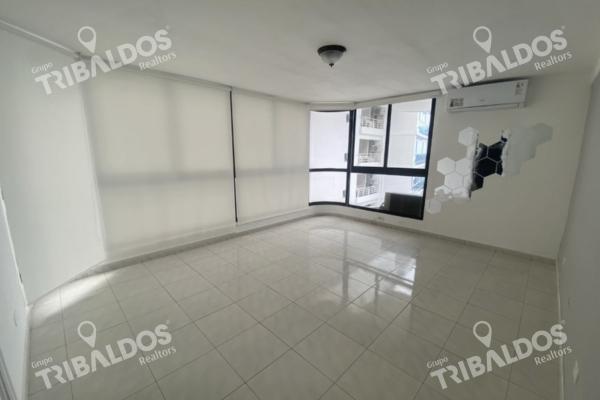 Venta de apartamento en ph coral reef avenida balboa