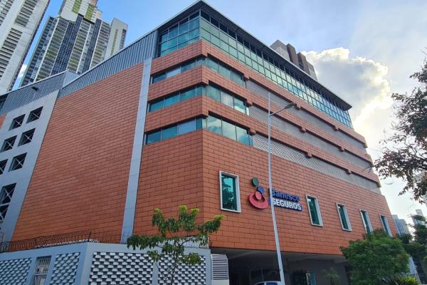 Venta o alquiler edificio en marbella