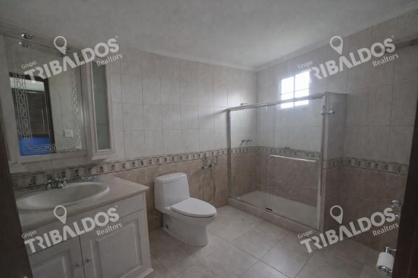 Sale of house in chorrera type chalet