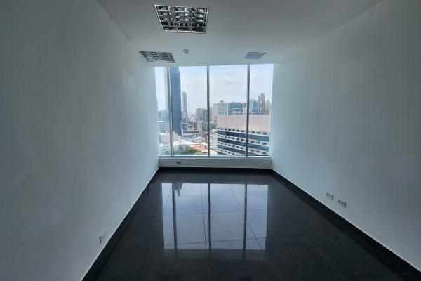 Venta de oficina en ocean business plaza