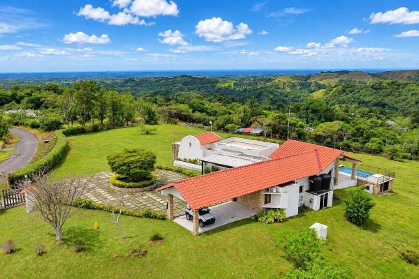Spectacular mountain house heated pool | la laguna