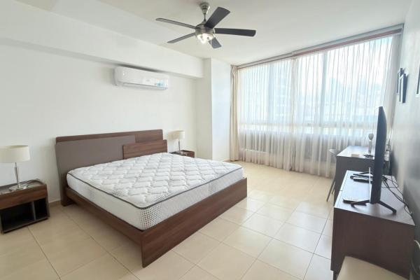 Venta de unidad en ph. grandbay tower