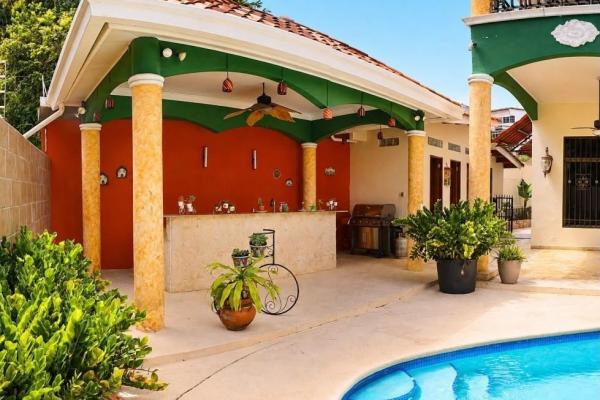 Casa en venta en la alameda con piscina y paneles