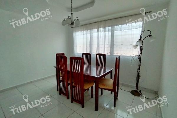Sale of townhouse in villa cáceres