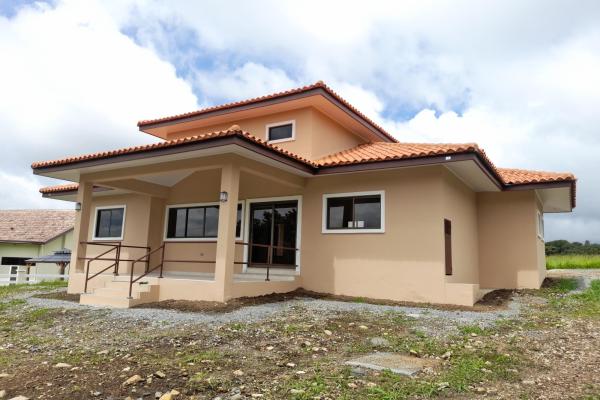 Excelente casa en un gran terreno en venta