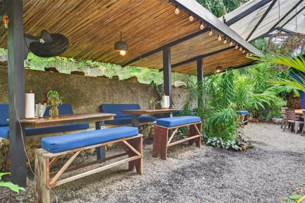 Restaurante y local comercial llave en mano