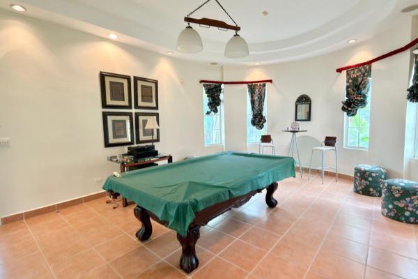 House in coronado golf club