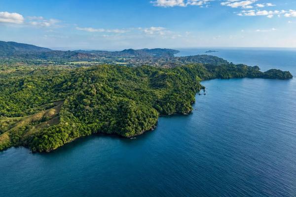 67-hectare oceanfront sanctuary in arena, veraguas