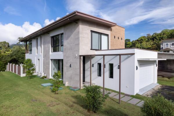 Lujo llave en mano en lucero golf & country club