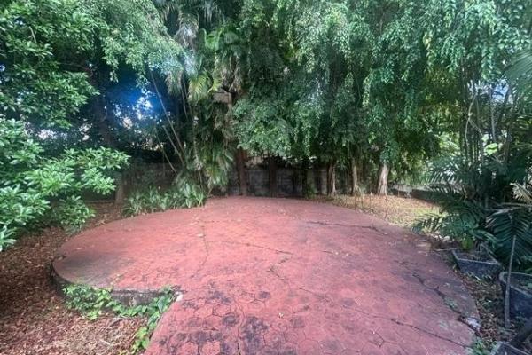 Venta terreno con casa en el carmen de 1,336.95m2