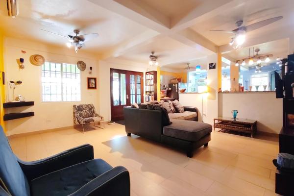 San carlos oasis: 4br house, guest house & pool