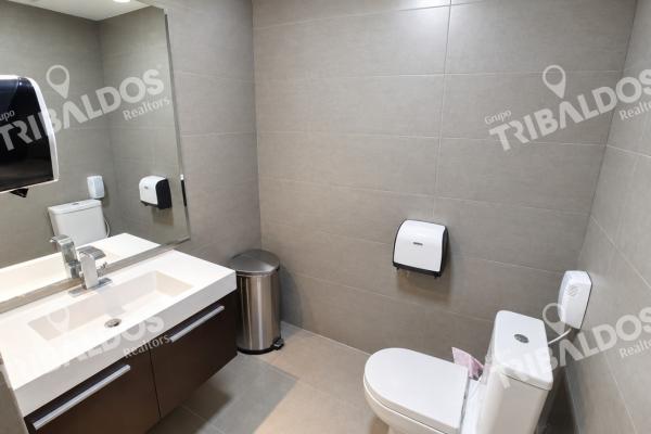 Venta de oficina en ph bmw plaza, calle 50