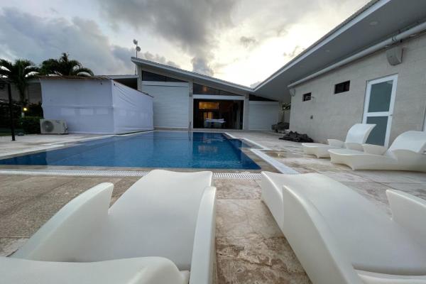 Se vende exclusiva casa en coronado - playa