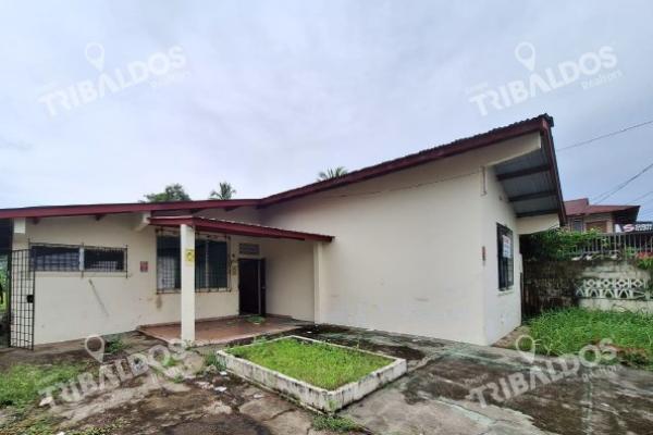 Venta de terreno con mejoras en rio abajo