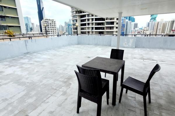 Bargain for sale at edf bahia marbella 1