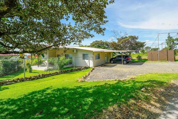 3 bedroom house for sale on via caldera, boquete