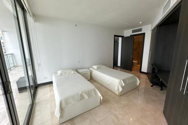 Se vende apartamento en punta pacifica