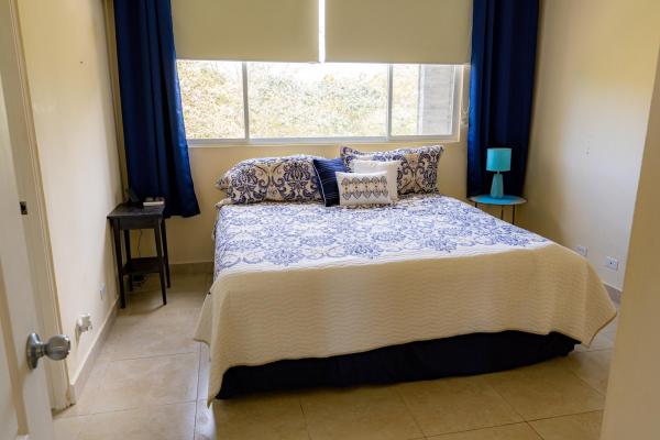 Apartamento de 4 habitaciones frente al mar en farallon