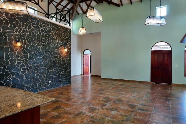Se vende impresionante casa con vistas al mar en altos del maría