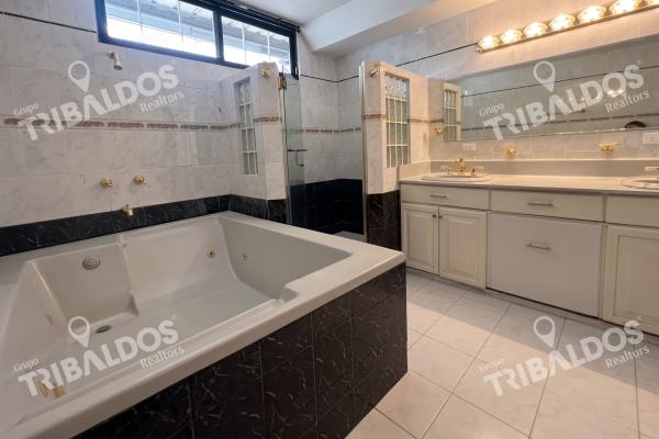 Sale or rental of house in lindbergh field