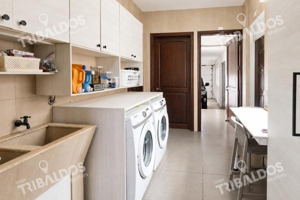 Single-family home for sale in santa maria