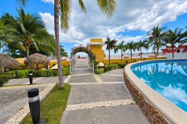 Apartamento frente al mar en venta en playa serena – nueva gorgona