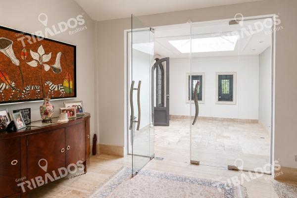 Single-family home for sale in santa maria