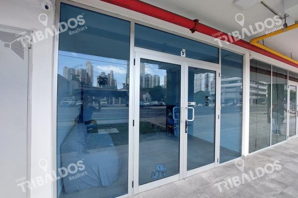 Venta de 6 locales comerciales rentando en vía españa