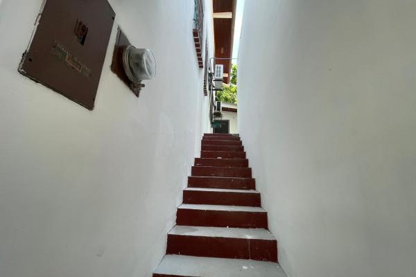 Venta de casa dos pisos con elevador en la loma (hato pintado)