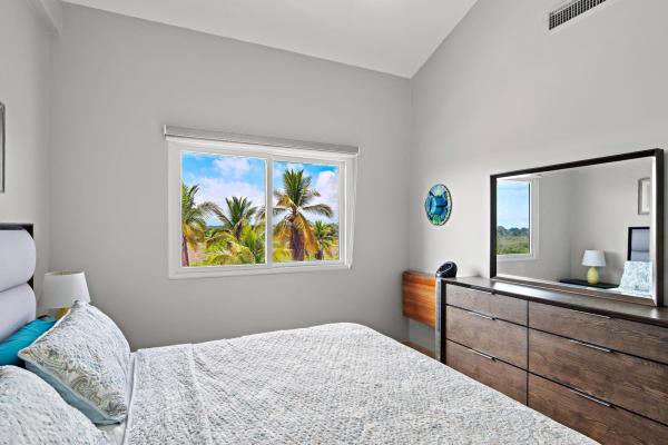 Apartamento de 3 rec. frente al mar en playa la barqueta panamá