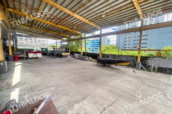 Office building with warehouses for sale