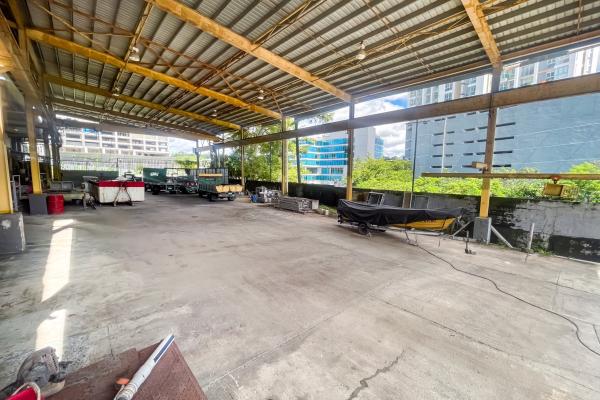 Office building with warehouses for sale