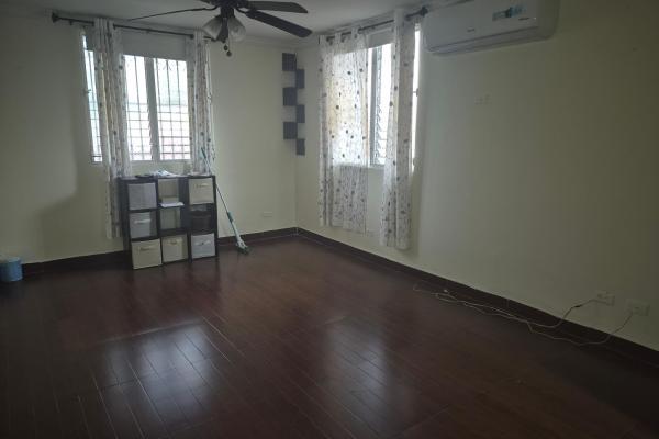 Beautiful townhome in privileged residential area