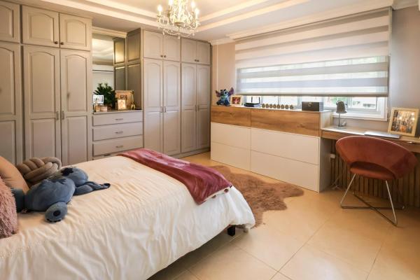 Venta de casa de 2 niveles en altos de panamá
