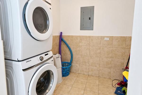 Apartamento frente al mar en venta en playa serena – nueva gorgona