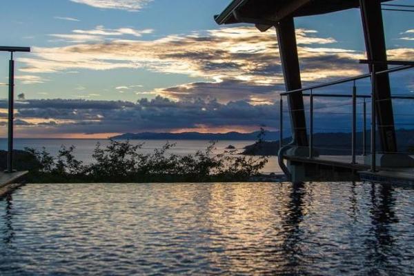 Lujosa casa en playa venao