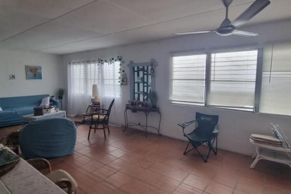 Opportunity: property steps from the beach 3 homes