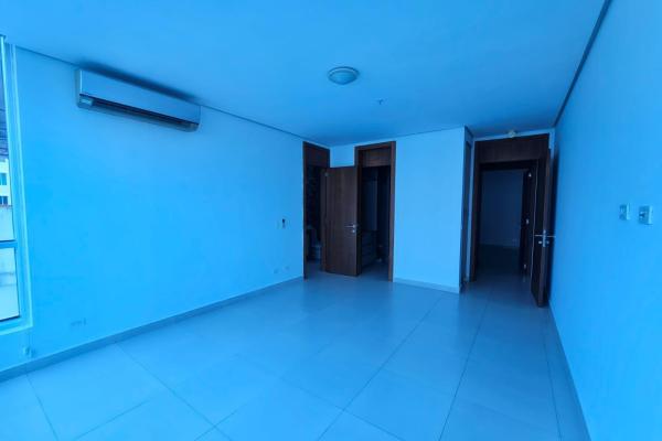 Se vende apartamento marbella 47, reposeído