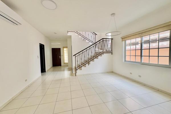 Casa en alquiler en costa sur - ph villa valencia