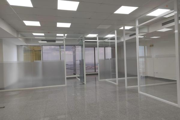 Large office for rent in bicsa tower 2400