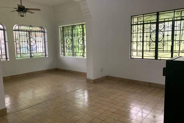Venta de edificio en bella vista con tres amplios apartamentos
