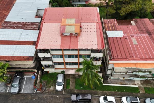 Vendo dos edificios de apartamentos alquilados en perejil.